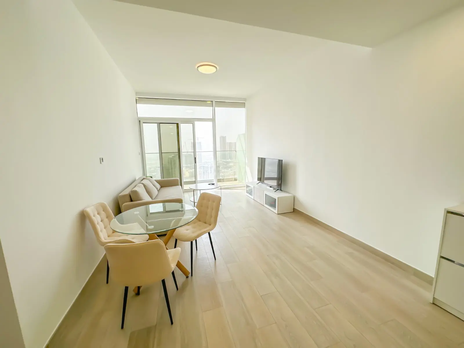 ÉTAGE LE PLUS ÉLEVÉ / VUE SUR LA SKYLINE / ENTIÈREMENT MEUBLÉ – Appartement DUBAI (4/13)