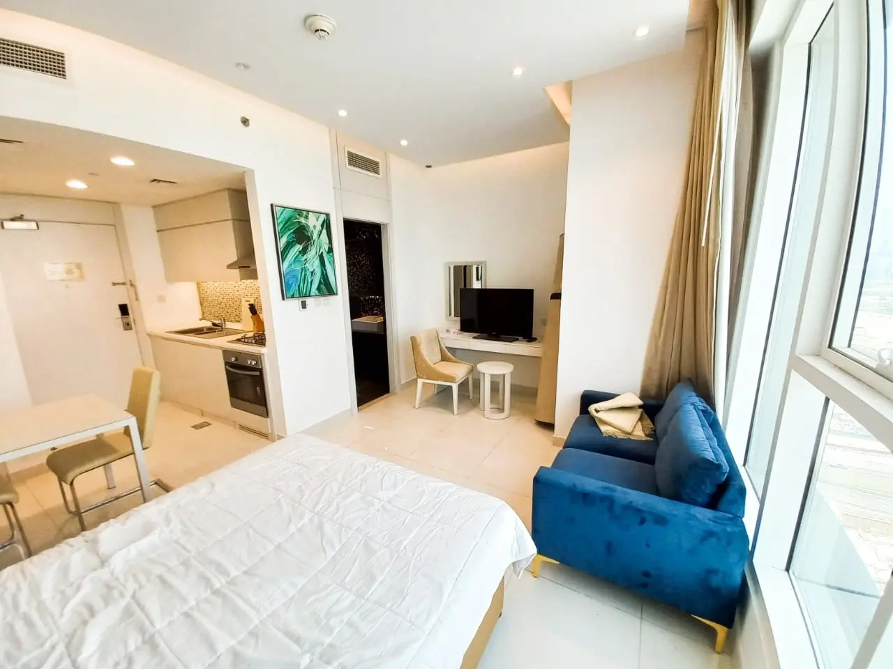 VUE sur le CANAL / ÉTAGE ÉLEVÉ / MEUBLÉ – Appartement DUBAI (4/9)