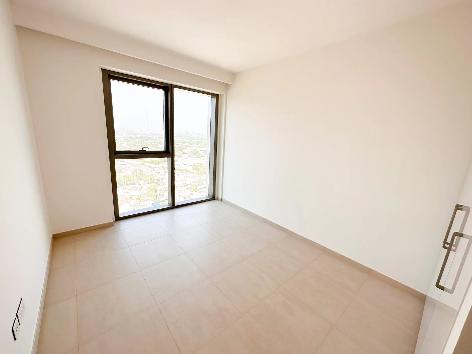 50474-IMG_0232 CHILLER GRATUIT | DEVENIR LE PREMIER LOCATAIRE | VUE SUR DIFC – Appartement DUBAI (8/12)