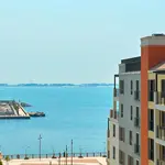 BORD DE MER / ÉTAGE ÉLEVÉ / MEUBLES DE LUXE – Appartement DUBAI (1/20)
