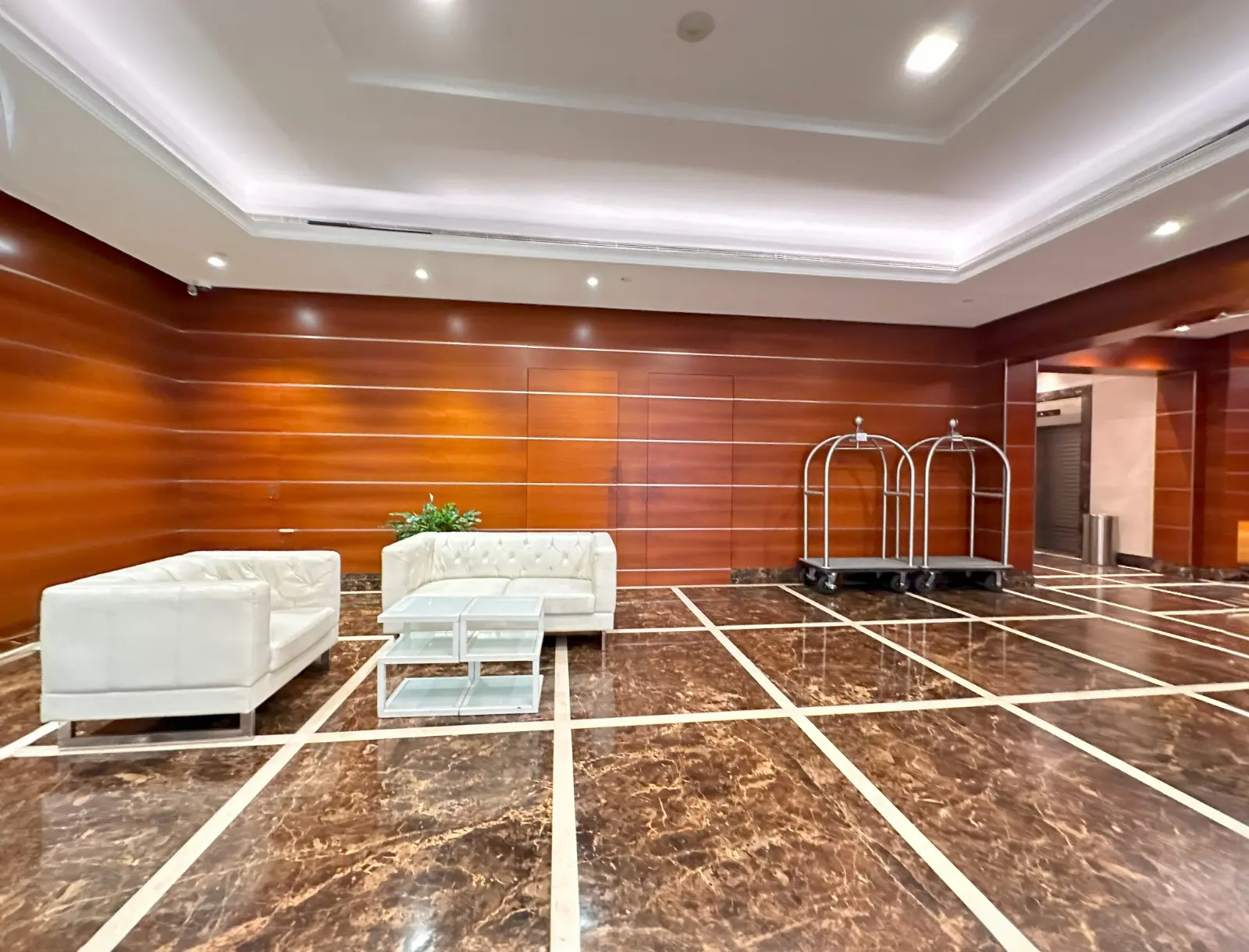 Studio entièrement meublé avec une vue imprenable – Appartement DUBAI (10/10)