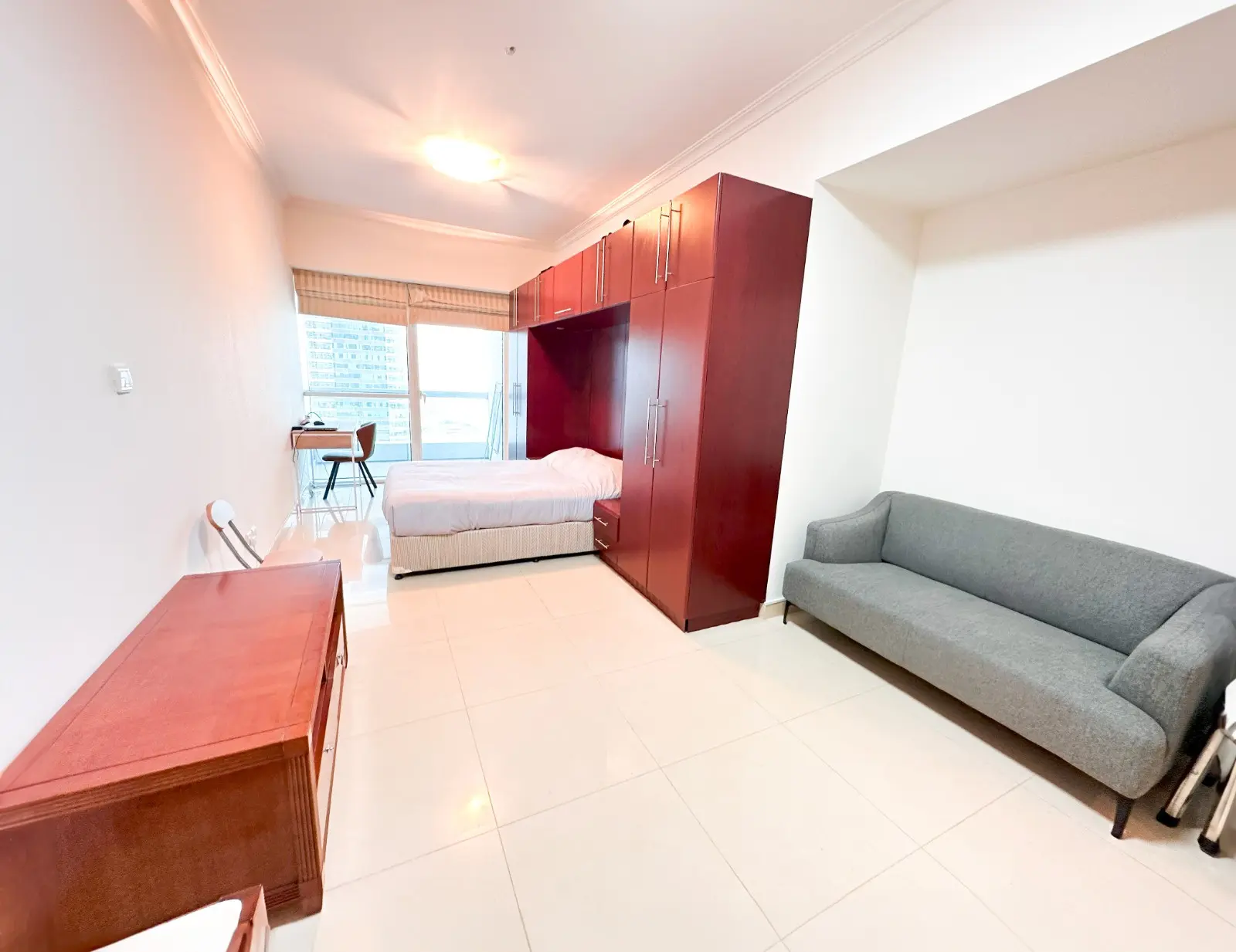 Studio entièrement meublé avec une vue imprenable – Appartement DUBAI (2/10)