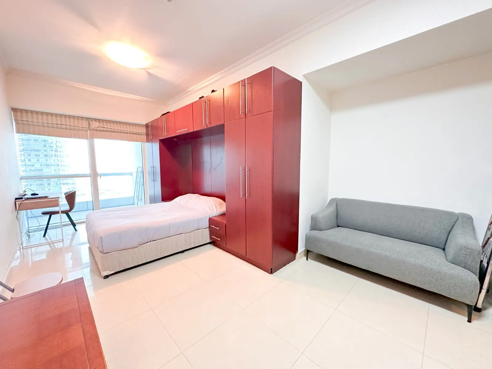 Studio entièrement meublé avec une vue imprenable – Appartement DUBAI (4/10)