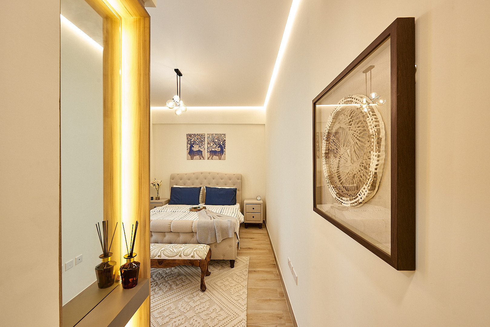 bedroom entrance - Immobilier Dubai