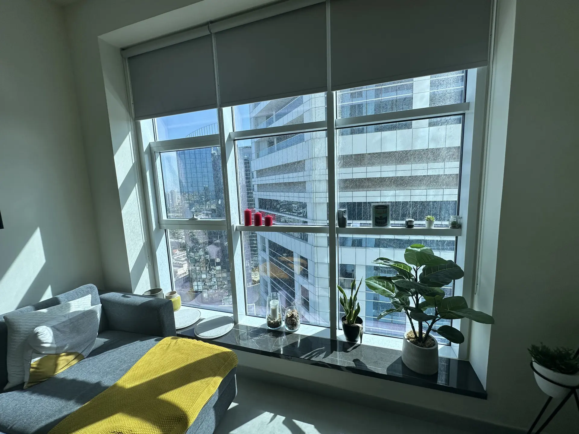 52754-window Spacieux T2 dans une des tours les plus standing de la Marina – Appartement Dubai (3/9)