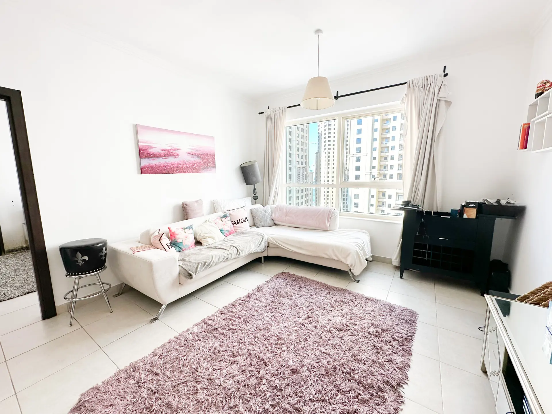 52775-IMG_4973 T2 en étage élevé vue sur JBR plein coeur de la Marina – Appartement Dubai (5/8)