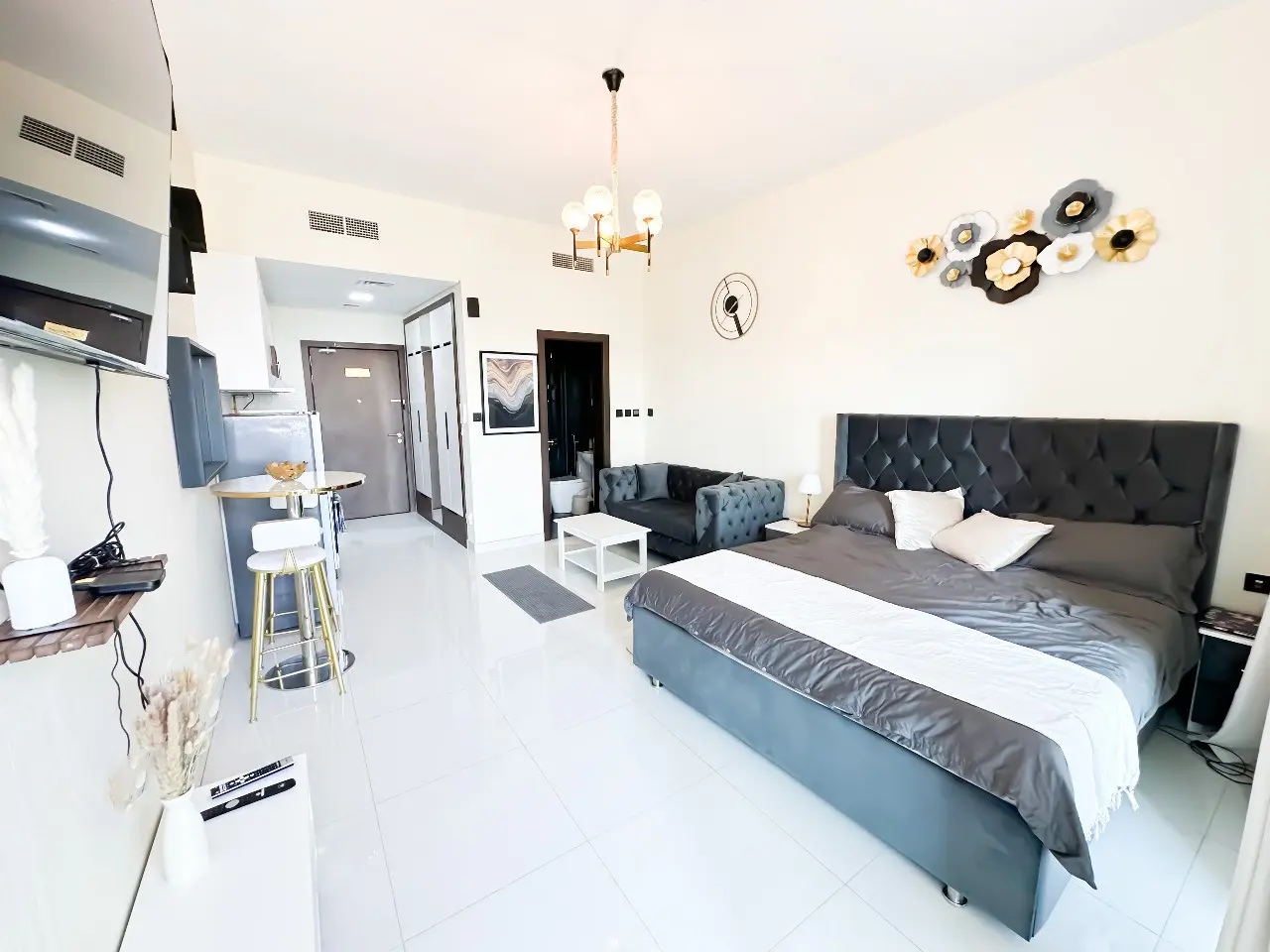 54064-WhatsApp-Image-2024-01-05-at-17.39.04-2 Entièrement meublé | Prêt à emménager | Tout neuf – Appartement DUBAI (4/13)