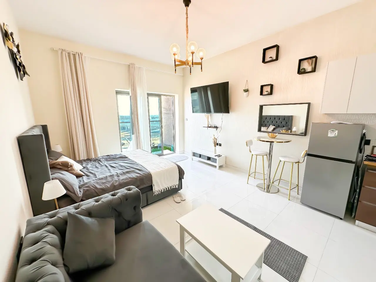 54065-WhatsApp-Image-2024-01-05-at-17.39.04-3 Entièrement meublé | Prêt à emménager | Tout neuf – Appartement DUBAI (3/13)