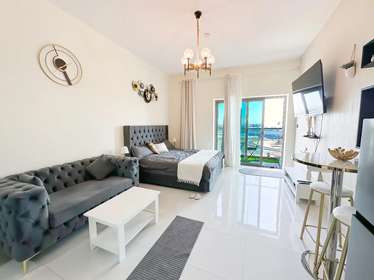 54068-WhatsApp-Image-2024-01-05-at-17.39.05-2 Entièrement meublé | Prêt à emménager | Tout neuf – Appartement DUBAI (2/13)