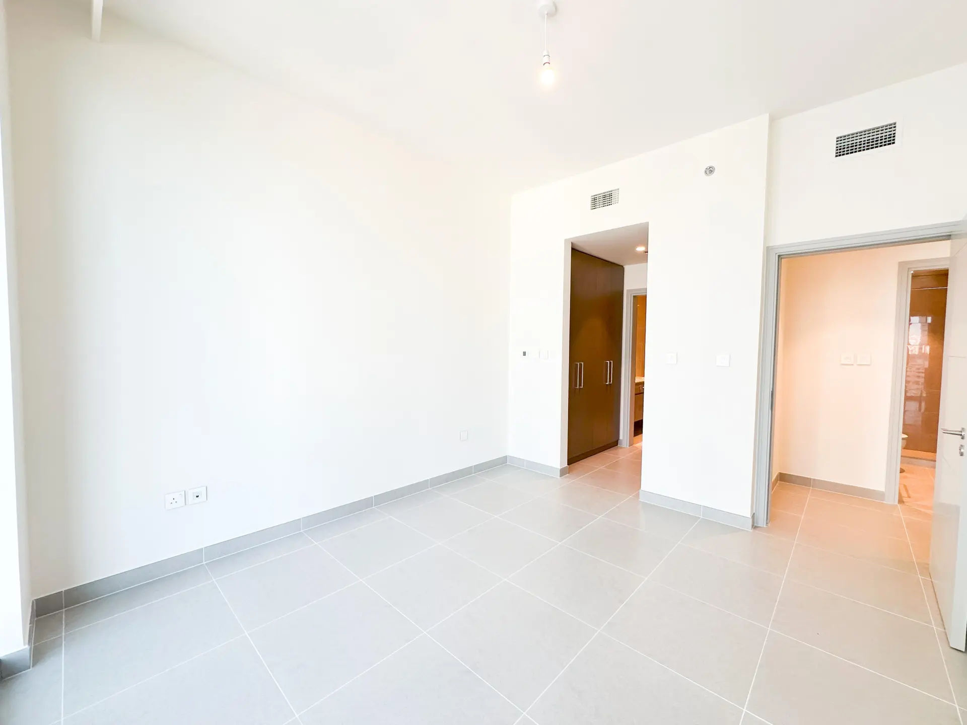 0e6299a2-7e07-11ee-ab60-22665c2bb735-17075273154445 Nouveau | Luxueux 2 chambres | Centre-ville – Appartement Dubai (4/15)