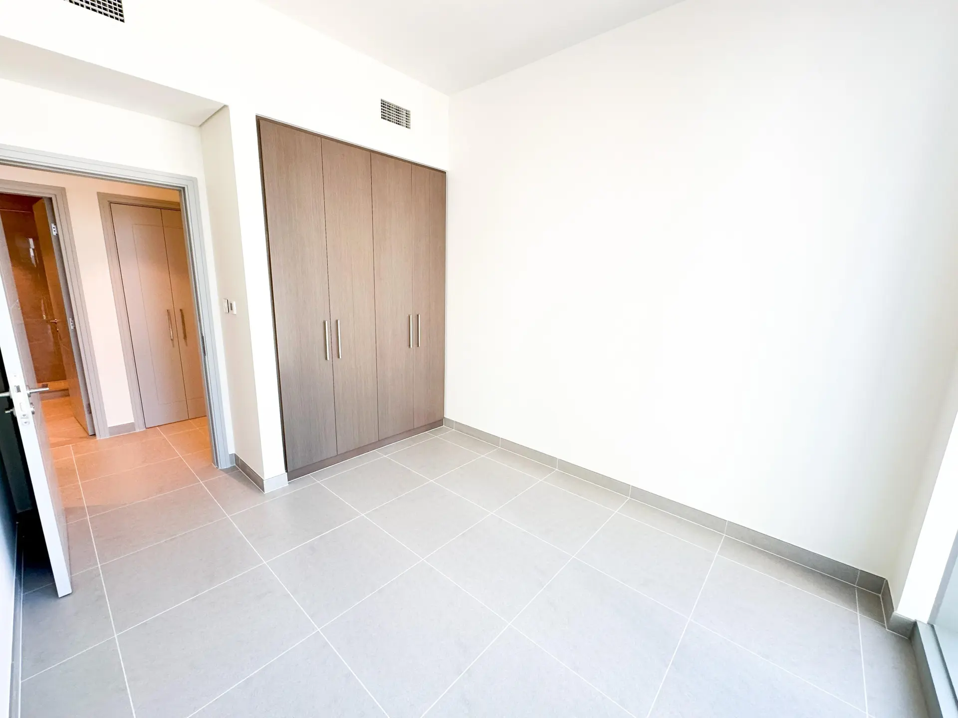 1caace3d-7e07-11ee-a271-125873bfc48f-17075273204445 Nouveau | Luxueux 2 chambres | Centre-ville – Appartement Dubai (8/15)