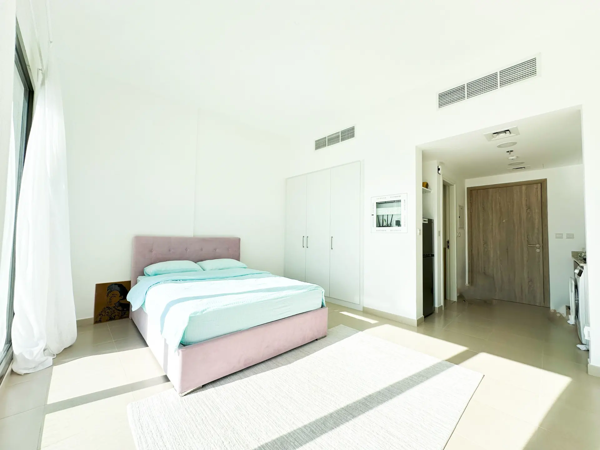 57403-IMG_5316 Belle vue sur la piscine | Tout neuf | Classe affaires – Appartement Dubai (2/18)