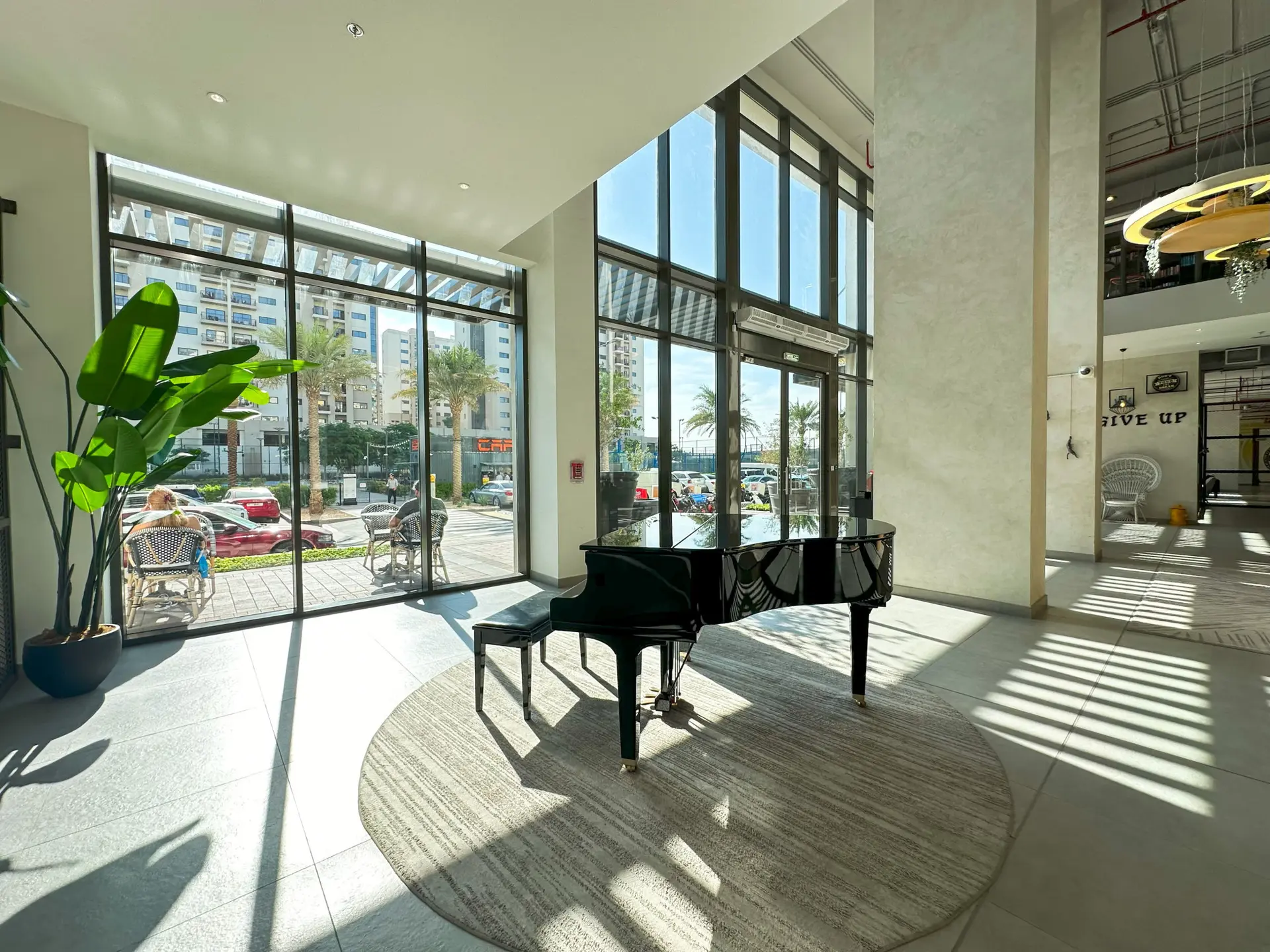 57415-IMG_5308 Belle vue sur la piscine | Tout neuf | Classe affaires – Appartement Dubai (14/18)