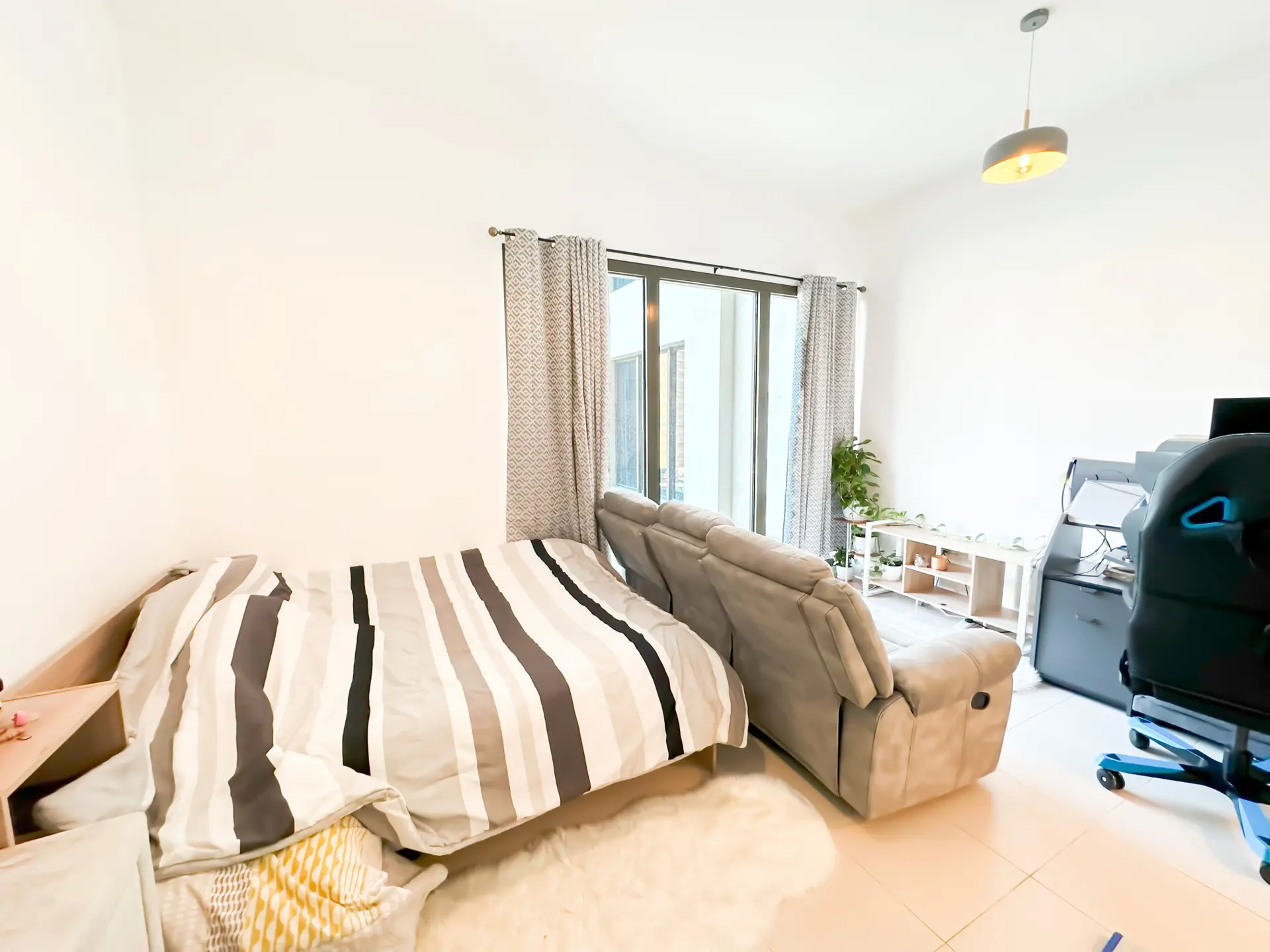 58074-IMG_5336 Belle vue sur la piscine | Tout neuf | Classe affaires – Appartement Dubai (4/17)