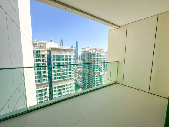 Vue complète sur la paume et la mer | Grand agencement | Immense balcon Appartement Dubai 18 - Dubai Immobilier 58234 IMG 7716 - Immobilier Dubai