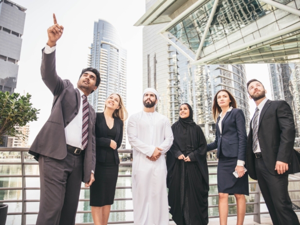 Guide de la Copropriété 2024 - Investir à Plusieurs dans l'Immobilier à Dubaï cover