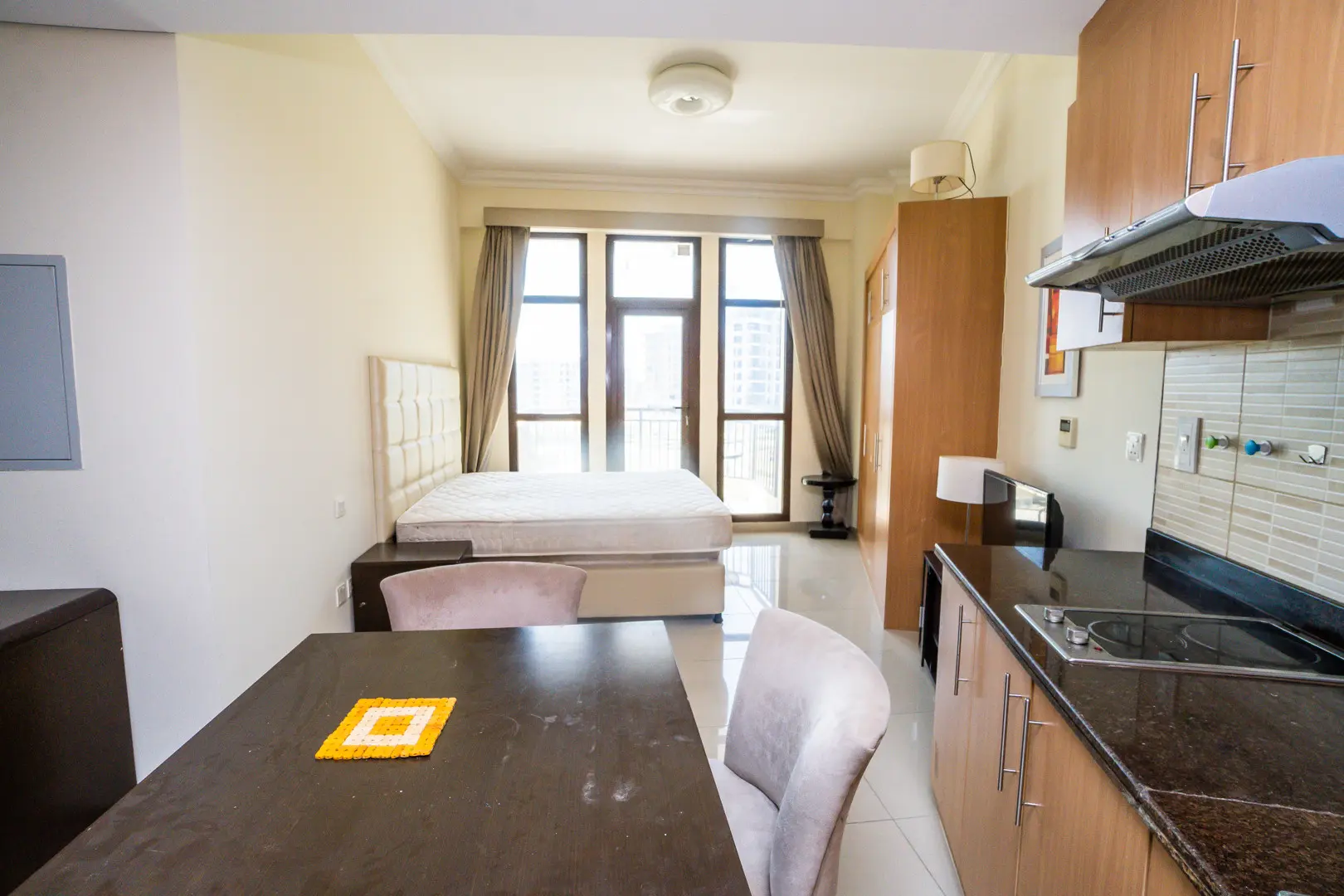 62232-DSC01742 STUDIO MEUBLÉ | VUE SUR LA COMMUNAUTÉ | ROI ÉLEVÉ – Appartement Dubai (9/20)