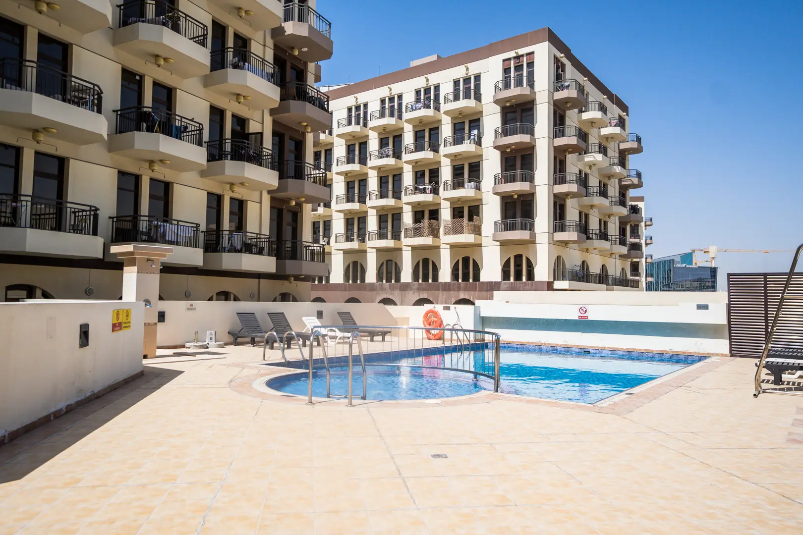 62247-DSC01783 STUDIO MEUBLÉ | VUE SUR LA COMMUNAUTÉ | ROI ÉLEVÉ – Appartement Dubai (3/20)
