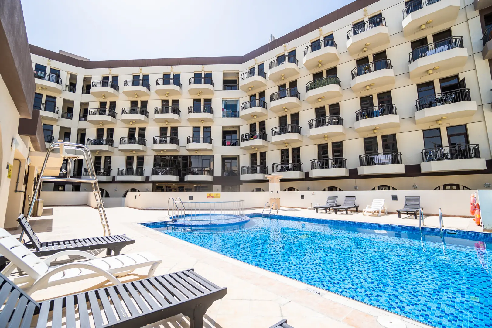 62248-DSC01784 STUDIO MEUBLÉ | VUE SUR LA COMMUNAUTÉ | ROI ÉLEVÉ – Appartement Dubai (2/20)