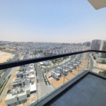 Vue dégagée / Proche du métro / Entièrement meublé Appartement 8 - Dubai Immobilier 63355 20240625 123722 - Immobilier Dubai