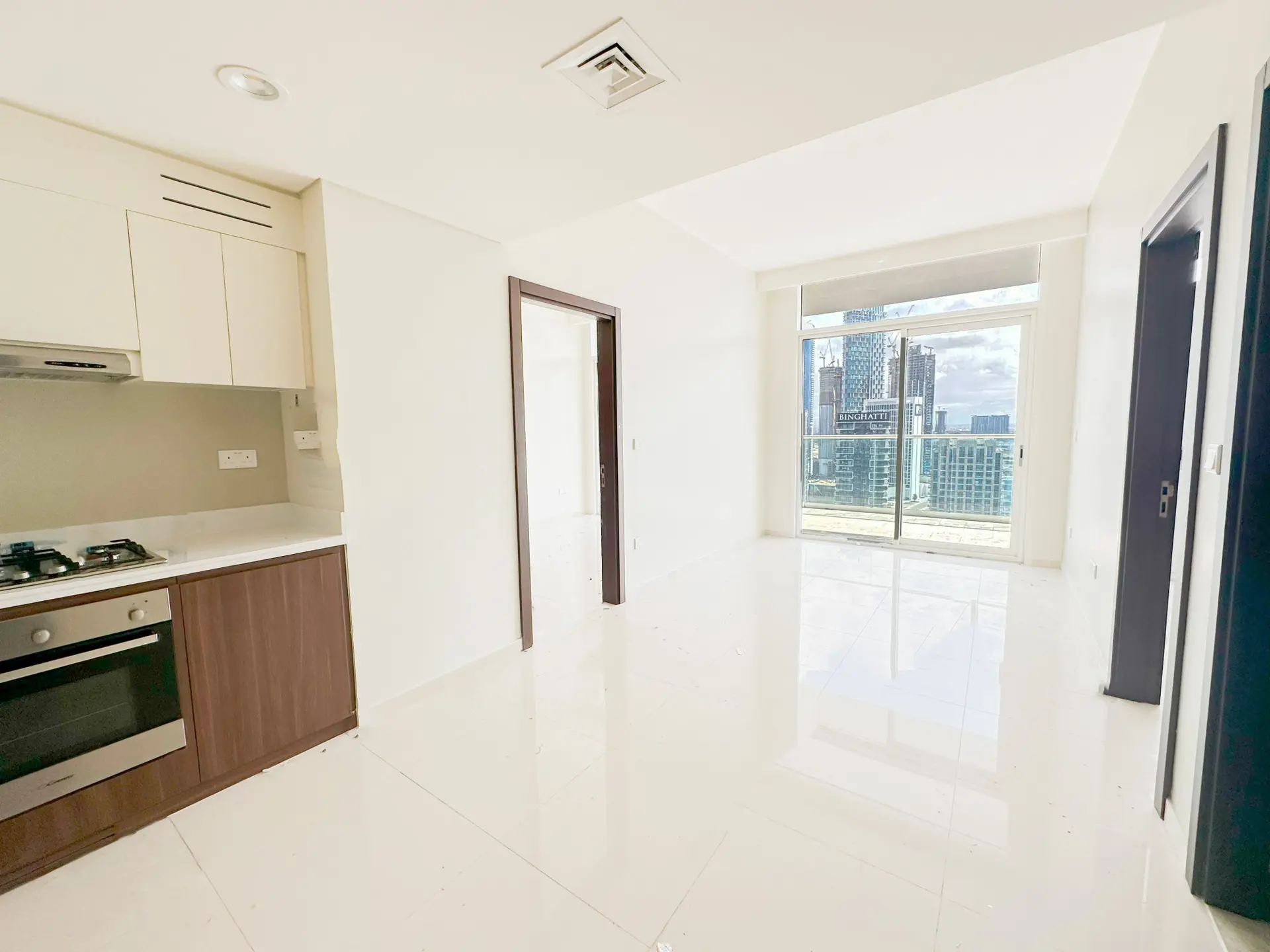 VUE LEVER DE SOLEIL + CANAL | GRAND BALCON | ÉTAGE ÉLEVÉ – Appartement Dubai (3/15)