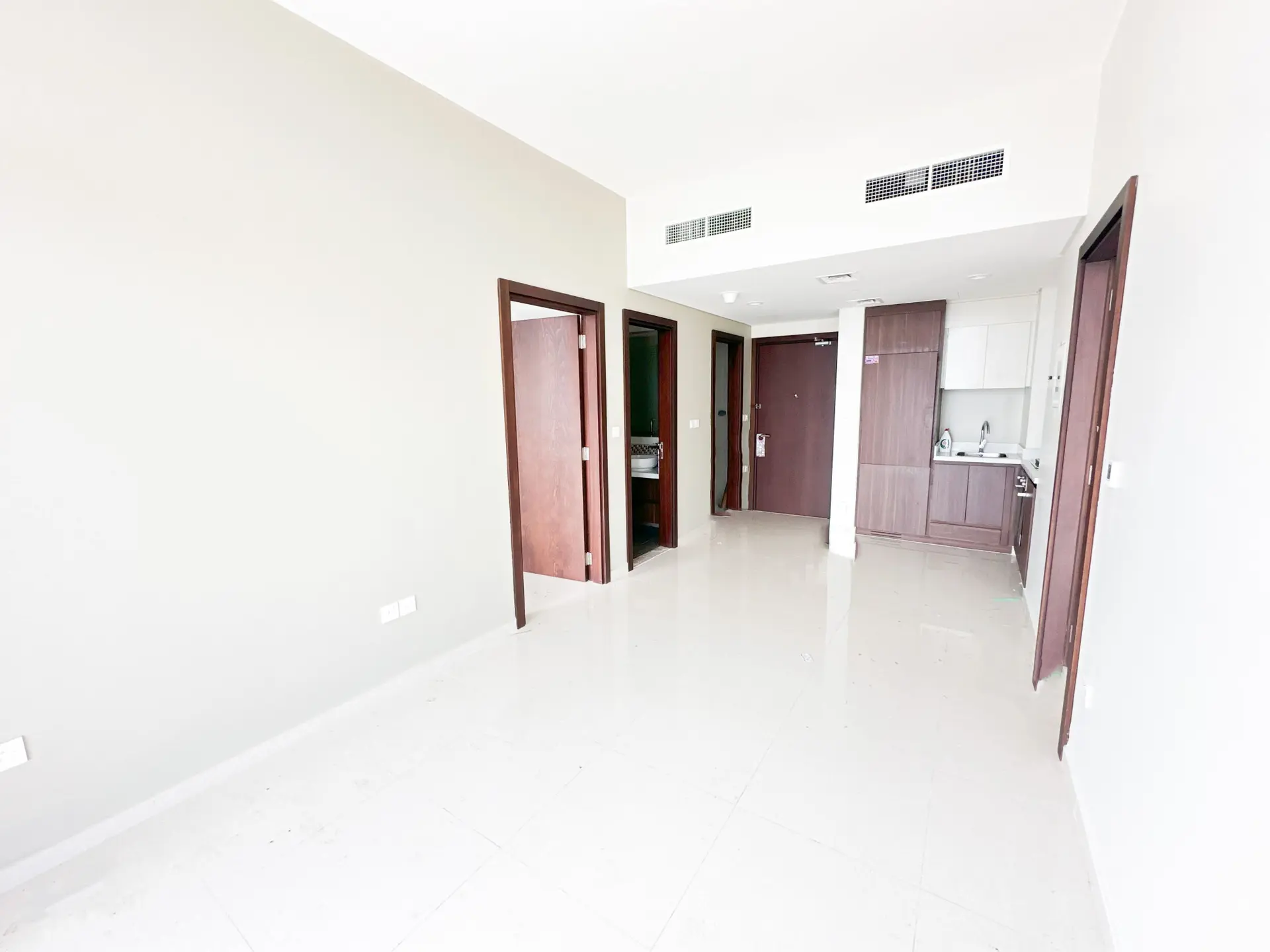 VUE LEVER DE SOLEIL + CANAL | GRAND BALCON | ÉTAGE ÉLEVÉ – Appartement Dubai (4/15)
