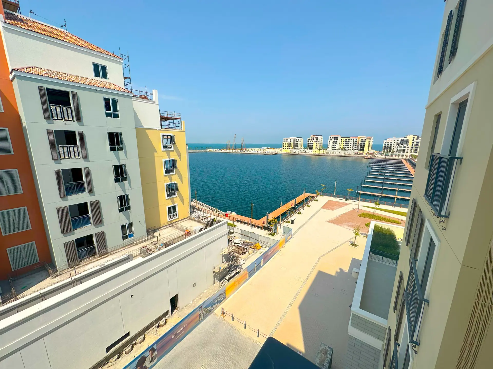 VIE EN BORD DE MER | ÉTAGE ÉLEVÉ | AFFAIRE POUR INVESTISSEURS – Appartement Dubai (1/12)