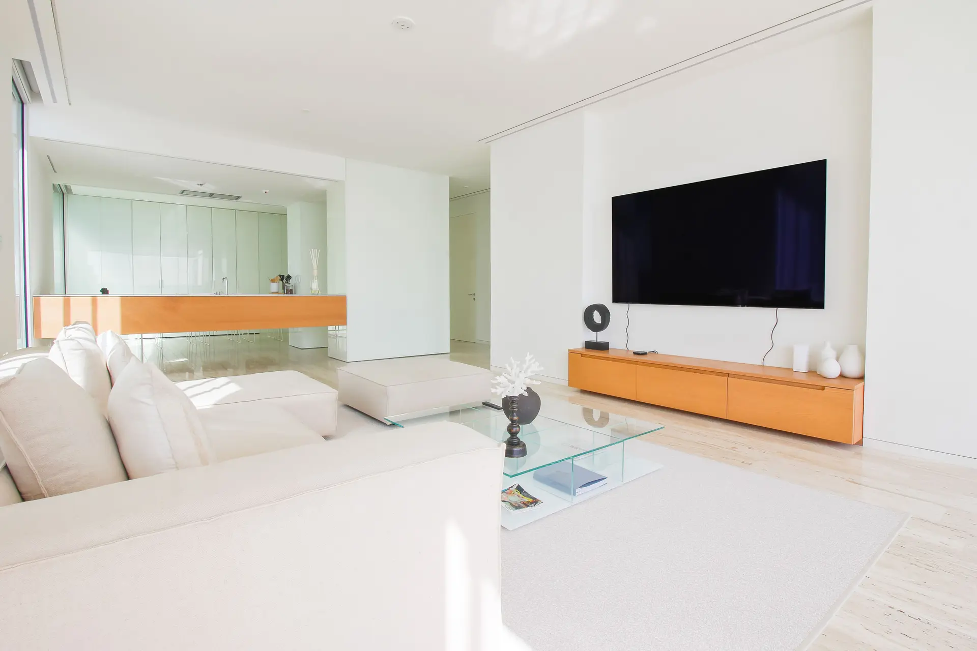 MEUBLÉ LUXUEUSEMENT I 2 CHAMBRES I VUE PANORAMIQUE SUR LA MER – Appartement Dubai (6/21)