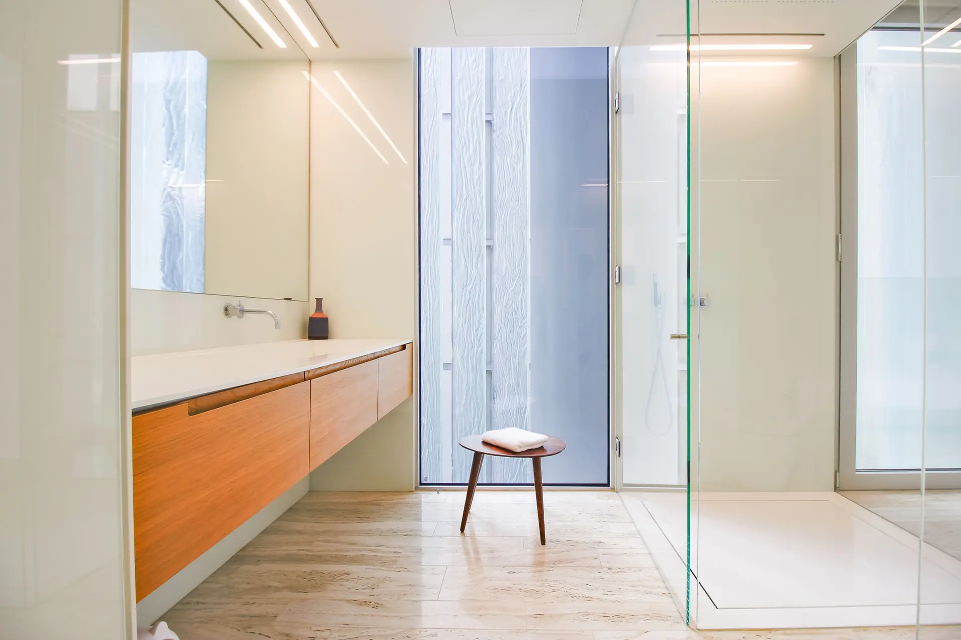 MEUBLÉ LUXUEUSEMENT I 2 CHAMBRES I VUE PANORAMIQUE SUR LA MER – Appartement Dubai (19/21)