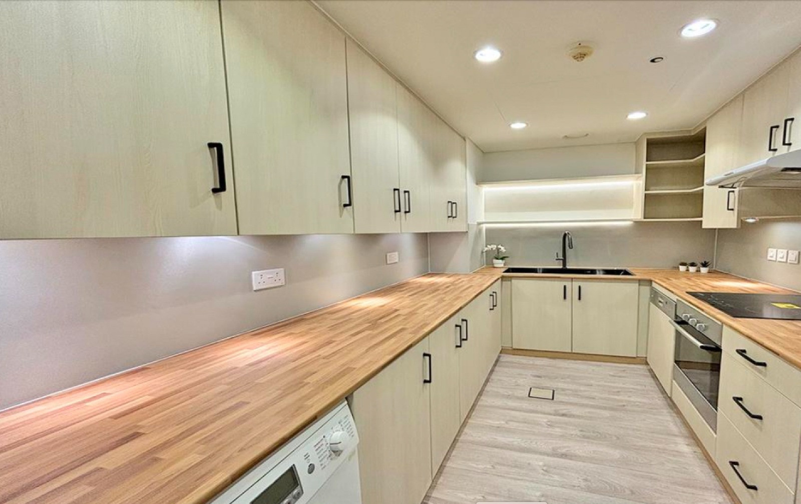 70566-WhatsApp-Image-2024-10-12-at-15.37.39-2