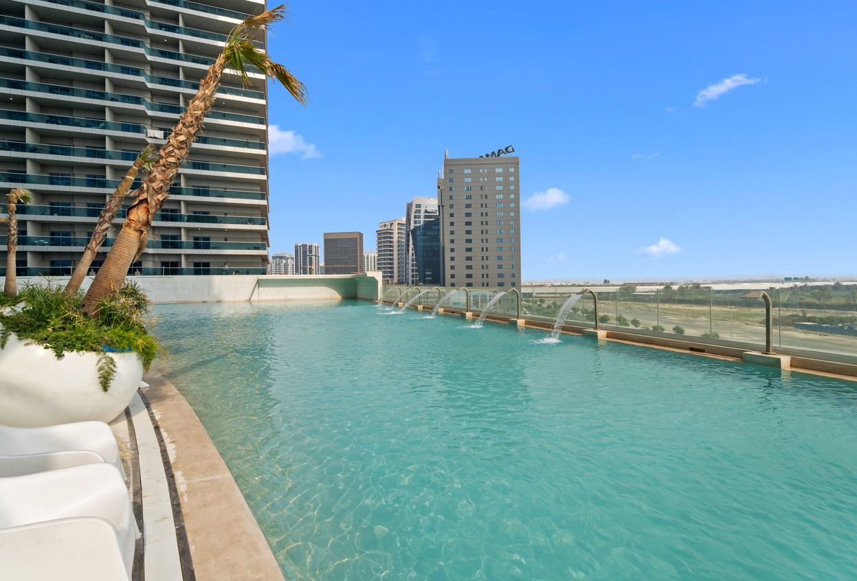 71102-pool