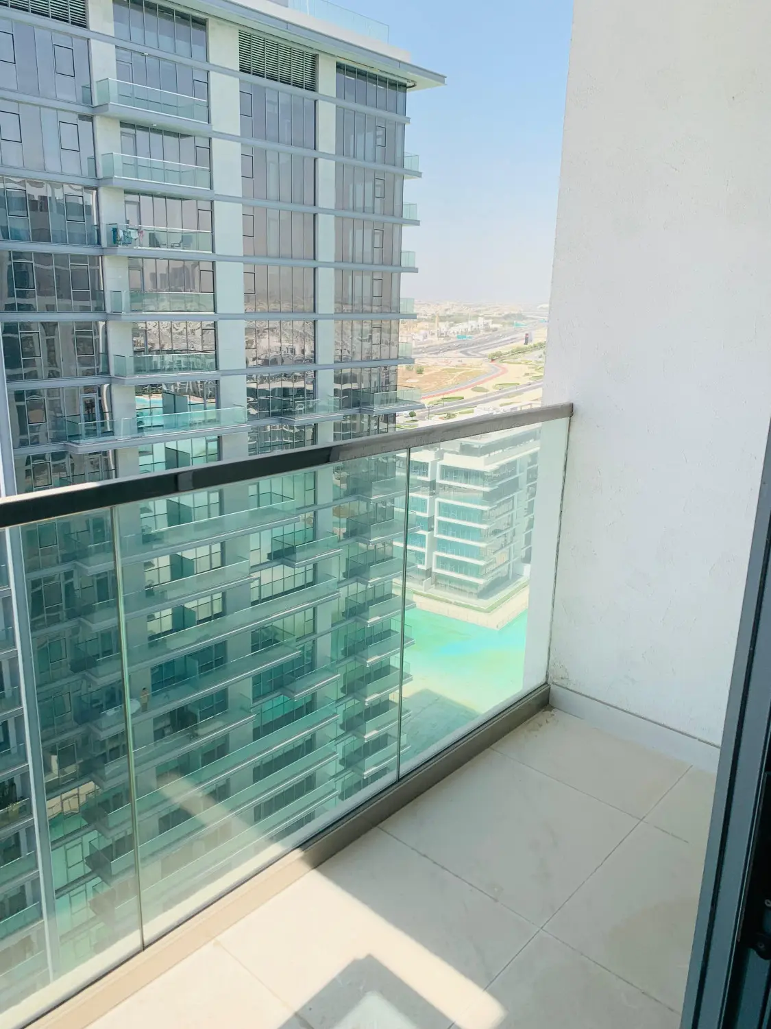 Finitions haut de gamme | Emplacement privilégié | Vue sur le lagon – Appartement Dubai (12/14)