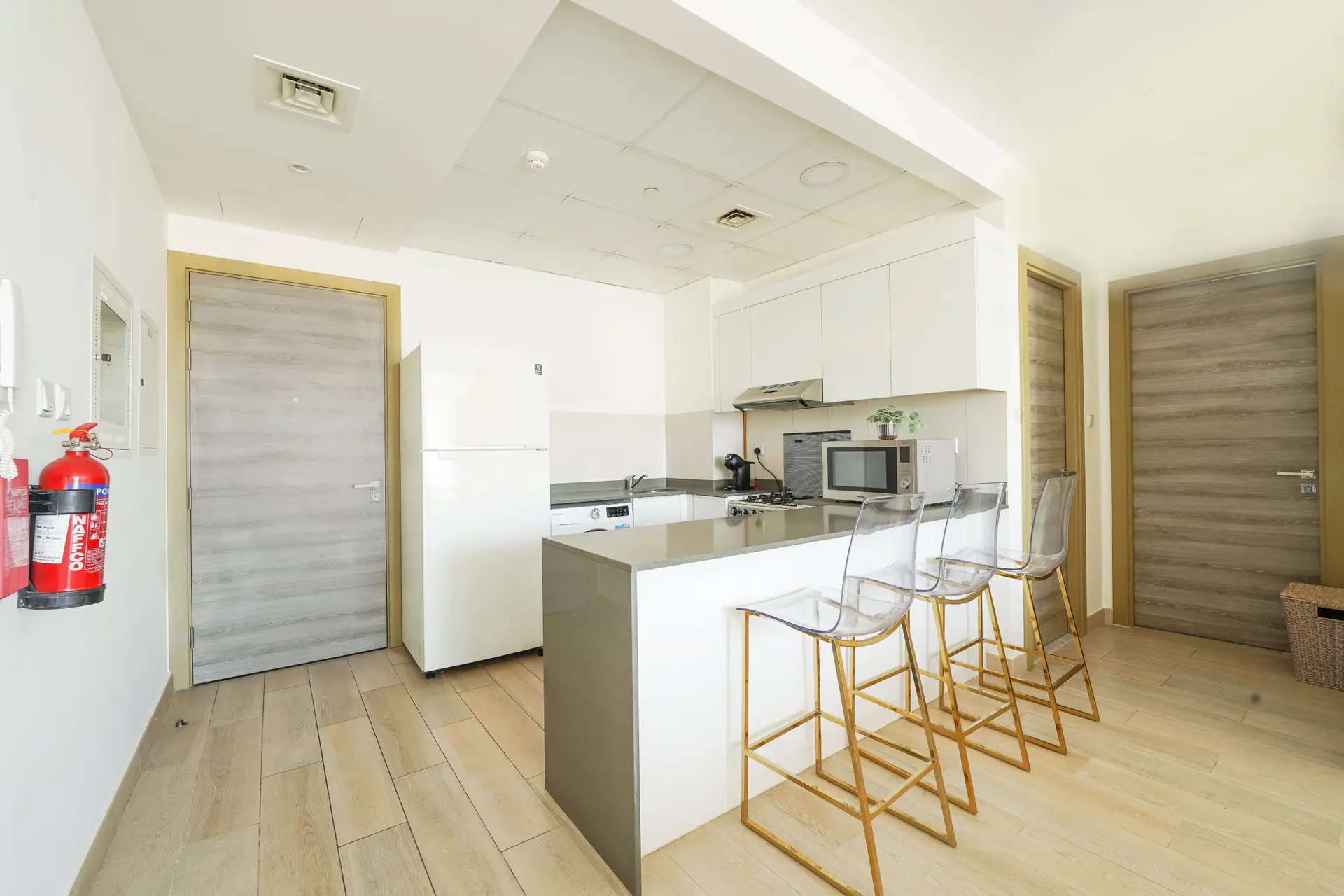 ÉTAGE ÉLEVÉ | VUE SUR LA SKYLINE | ENTIÈREMENT MEUBLÉ – Appartement Dubai (4/9)