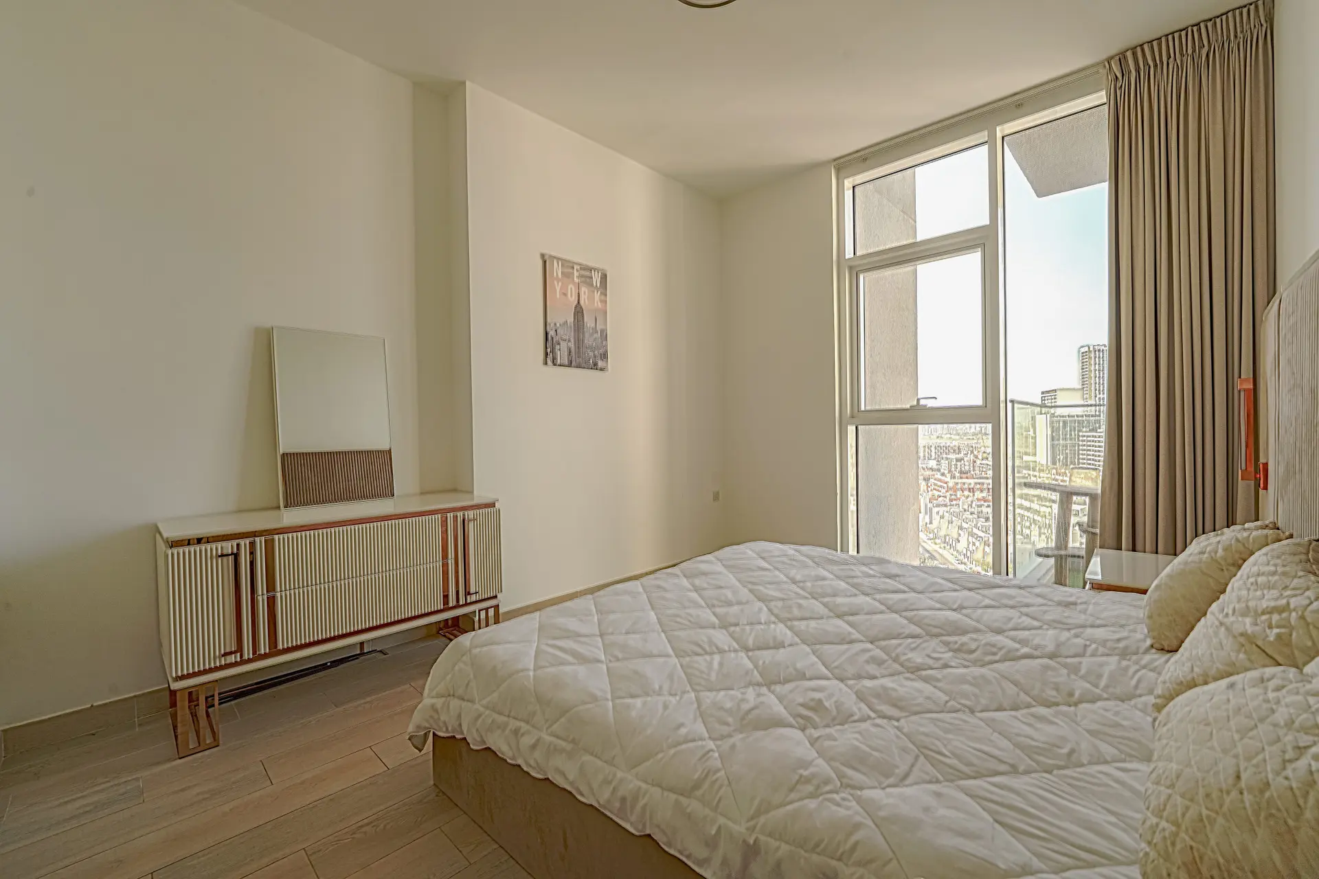 ÉTAGE ÉLEVÉ | VUE SUR LA SKYLINE | ENTIÈREMENT MEUBLÉ – Appartement Dubai (8/9)