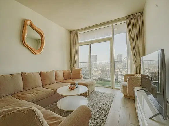 ÉTAGE ÉLEVÉ | VUE SUR LA SKYLINE | ENTIÈREMENT MEUBLÉ – Appartement Dubai (1/9)