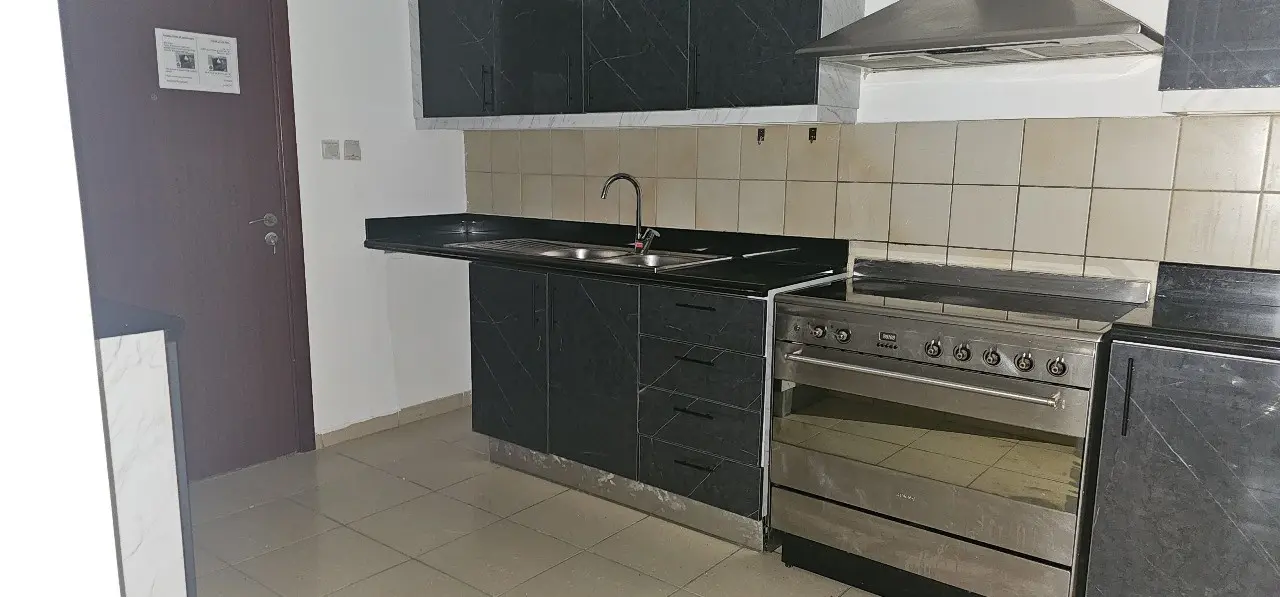 71751-IMG-20241025-WA0012 Libre | Rénové | 3 Chambres | Proche de la plage – Appartement Dubai (10/16)
