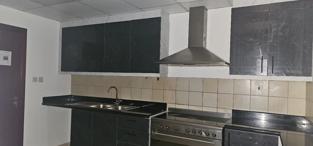 71756-IMG-20241025-WA0013 Libre | Rénové | 3 Chambres | Proche de la plage – Appartement Dubai (12/16)