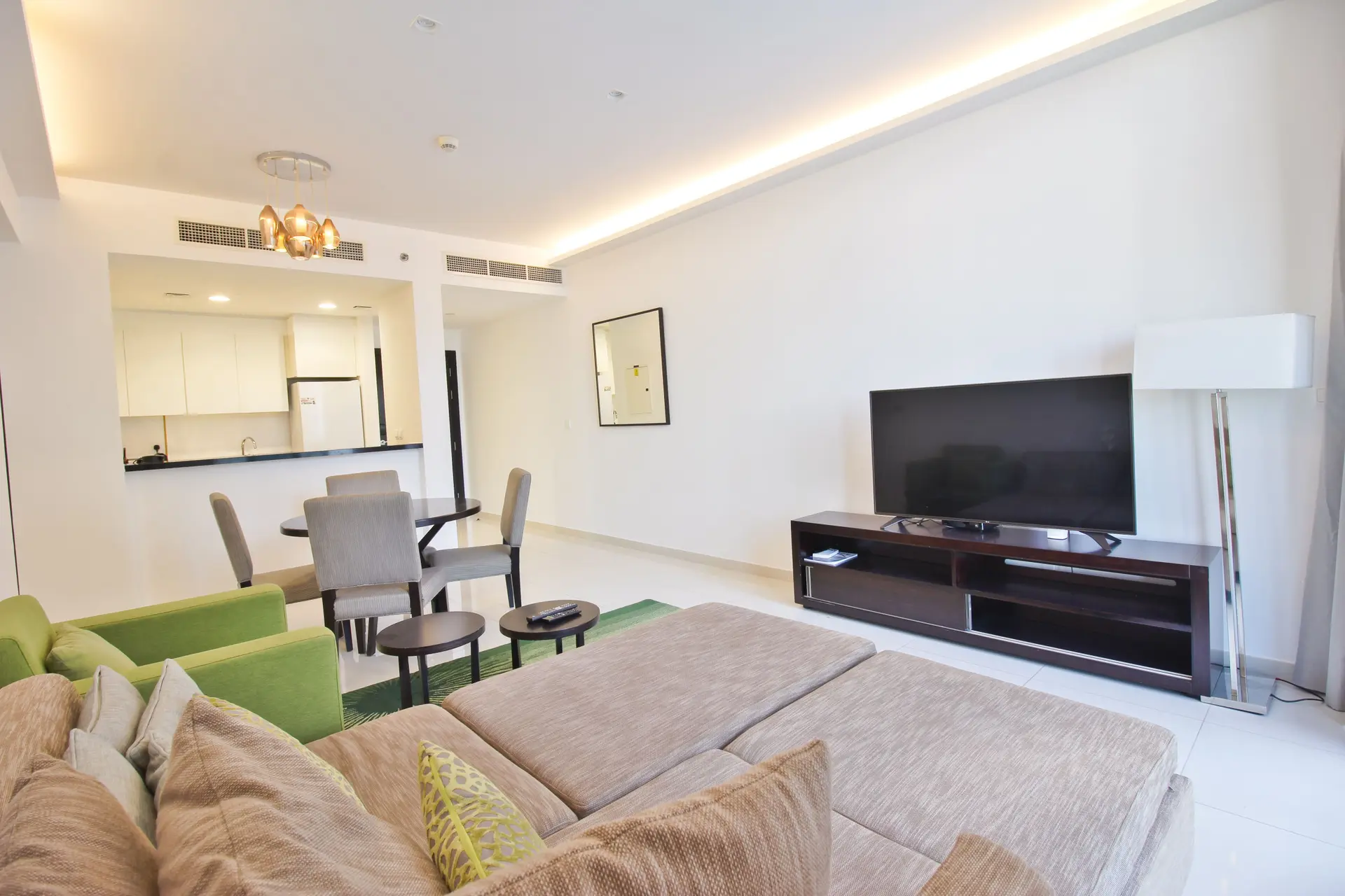 MEUBLÉ | EMPLACEMENT PRIVILÉGIÉ | FORTE RENTABILITÉ – Appartement Dubai (1/20)