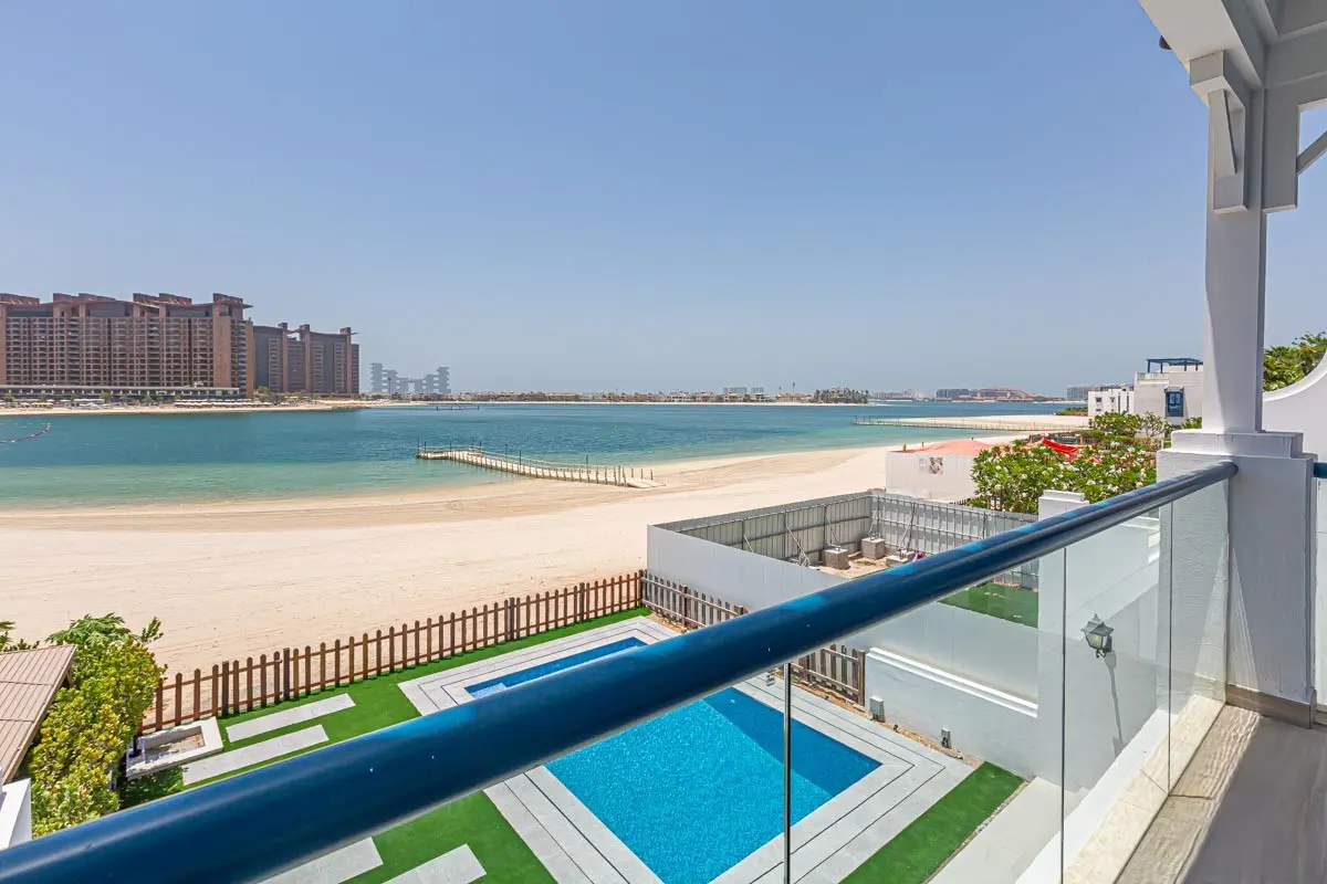 MAISON DE VILLE EN FRONT DE MER RÉNOVÉE | PISCINE PRIVÉE | VUE ROYALE SUR L'ATLANTIS – Pavillon Dubai (1/30)