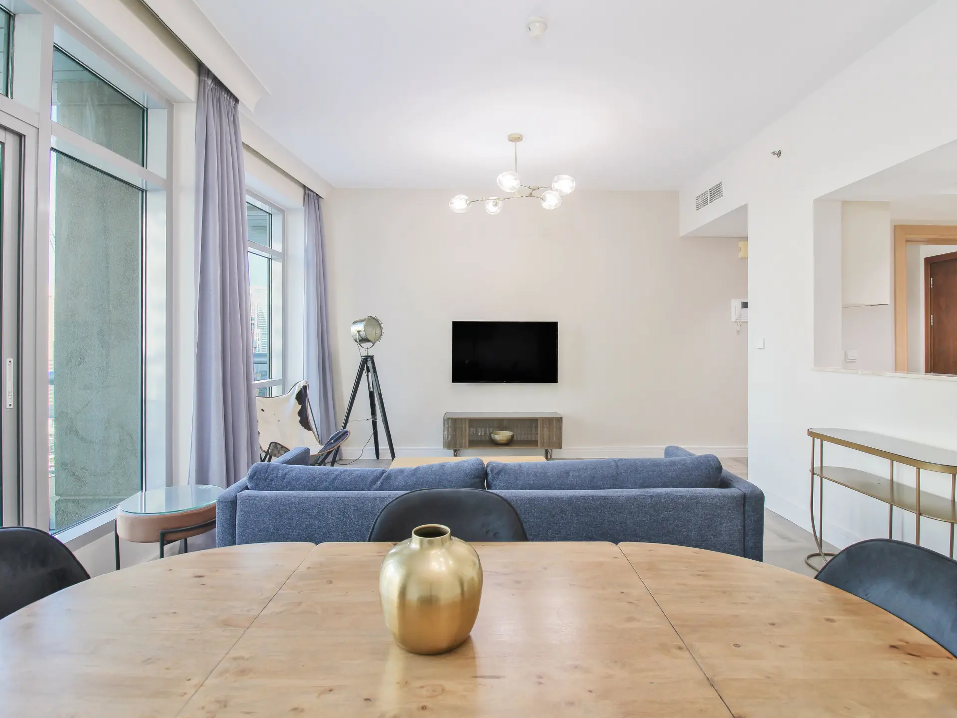 RÉCEMMENT RÉNOVÉ | 1CH STYLISH + BUANDERIE | RENDEMENT LOCATIF – Appartement Dubai (5/26)
