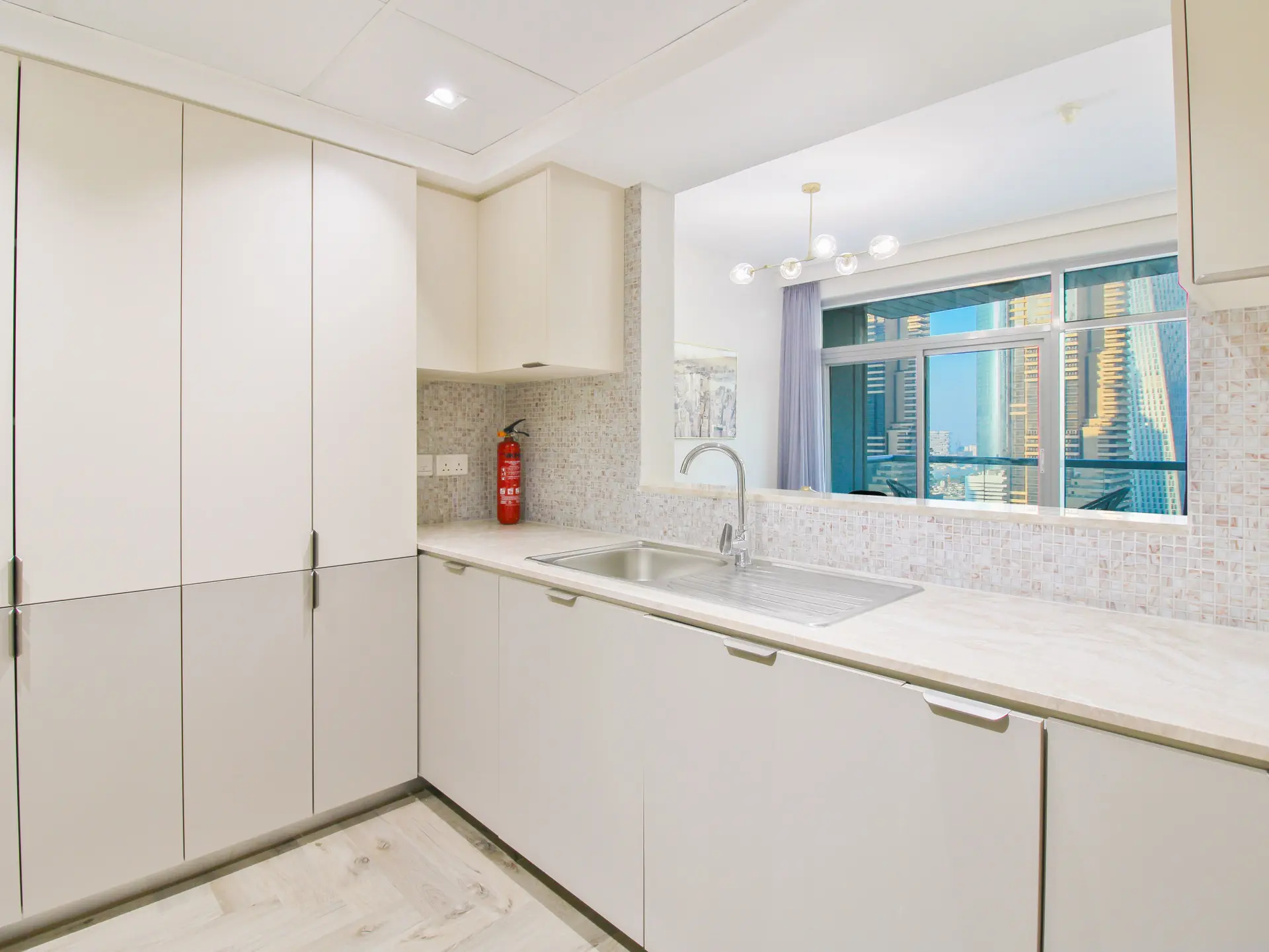RÉCEMMENT RÉNOVÉ | 1CH STYLISH + BUANDERIE | RENDEMENT LOCATIF – Appartement Dubai (9/26)