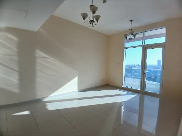 75732-WhatsApp-Image-2024-11-08-at-2.55.06-PM-8 Disponible | Vue imprenable sur la ville | 1 Chambre | Vue sur la piscine – Appartement Dubai (3/17)