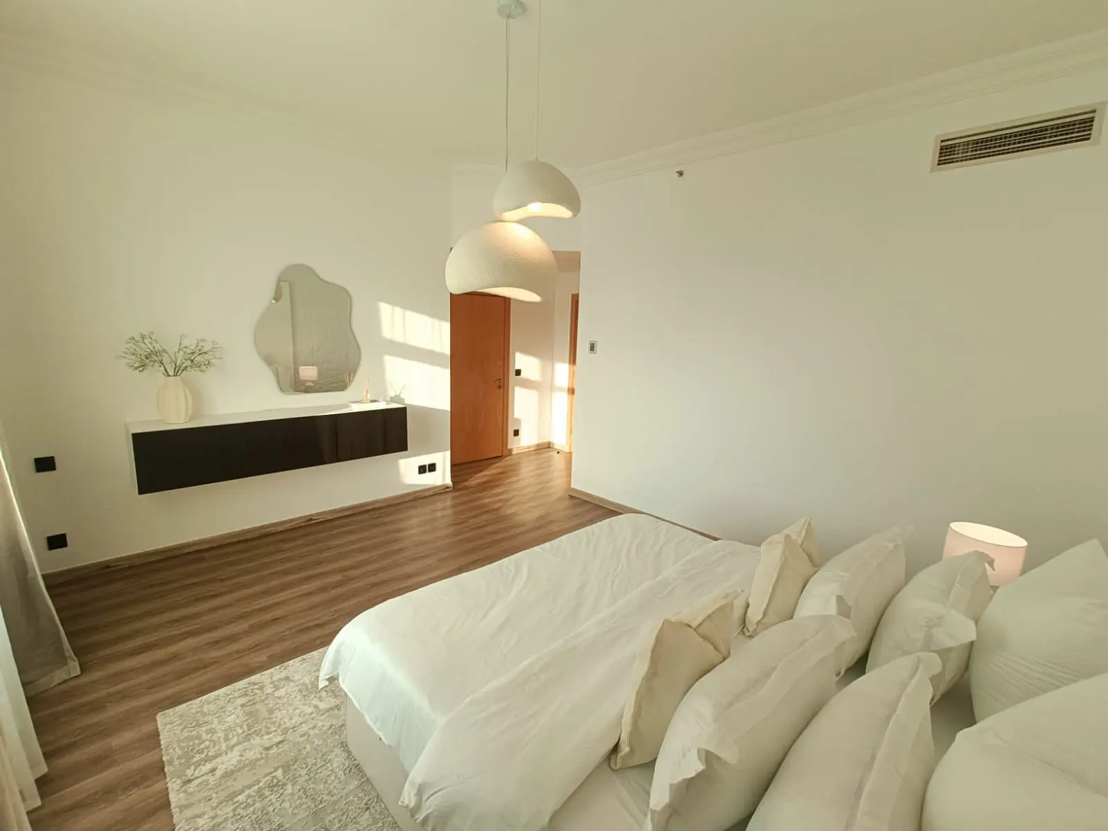 79915-IMG-20241205-WA0036 ENTIÈREMENT RÉNOVÉ | ENTIEREMENT MEUBLÉ | LIBRE – Appartement Dubai (8/17)