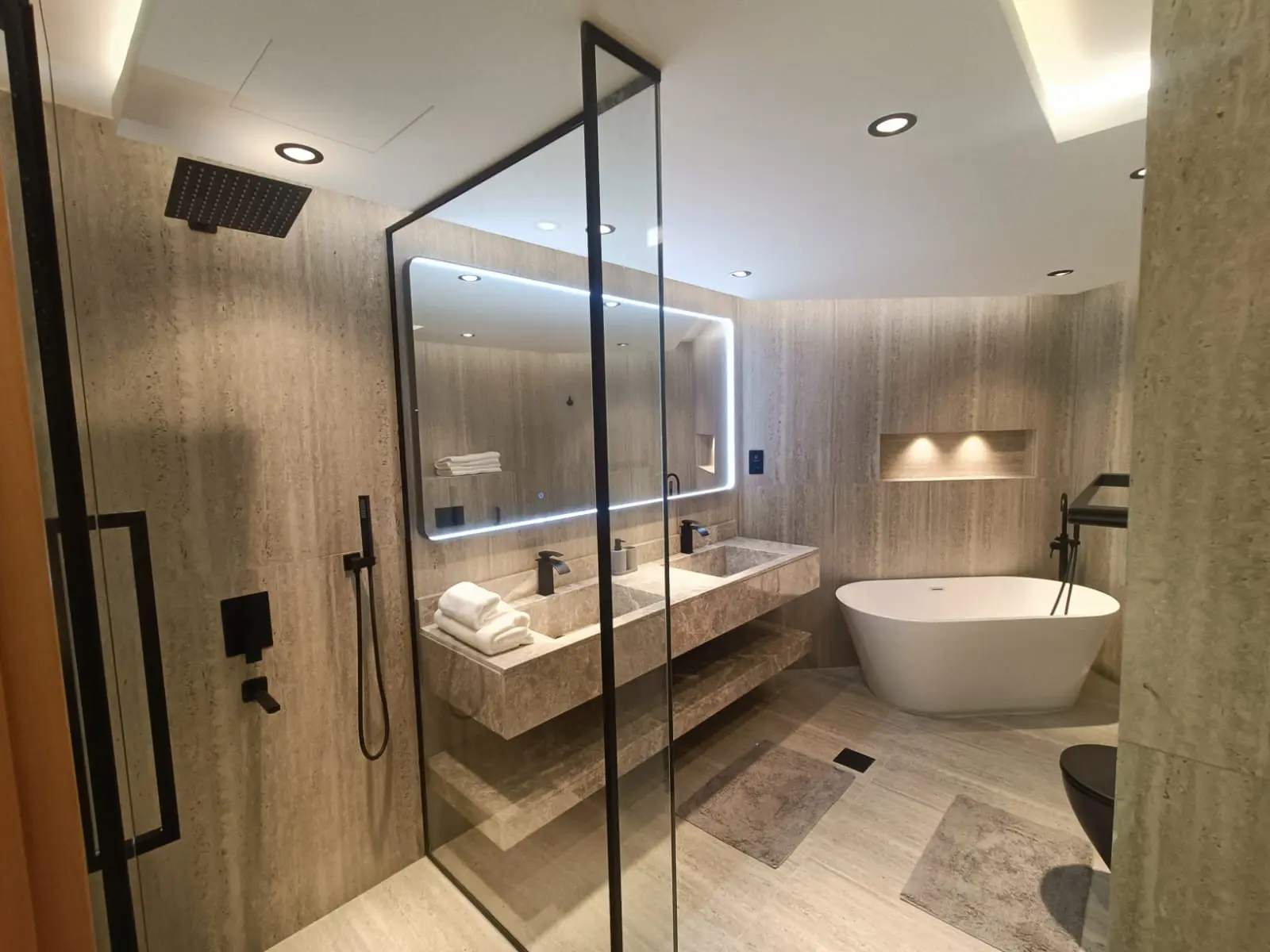 79918-IMG-20241205-WA0042 ENTIÈREMENT RÉNOVÉ | ENTIEREMENT MEUBLÉ | LIBRE – Appartement Dubai (11/17)