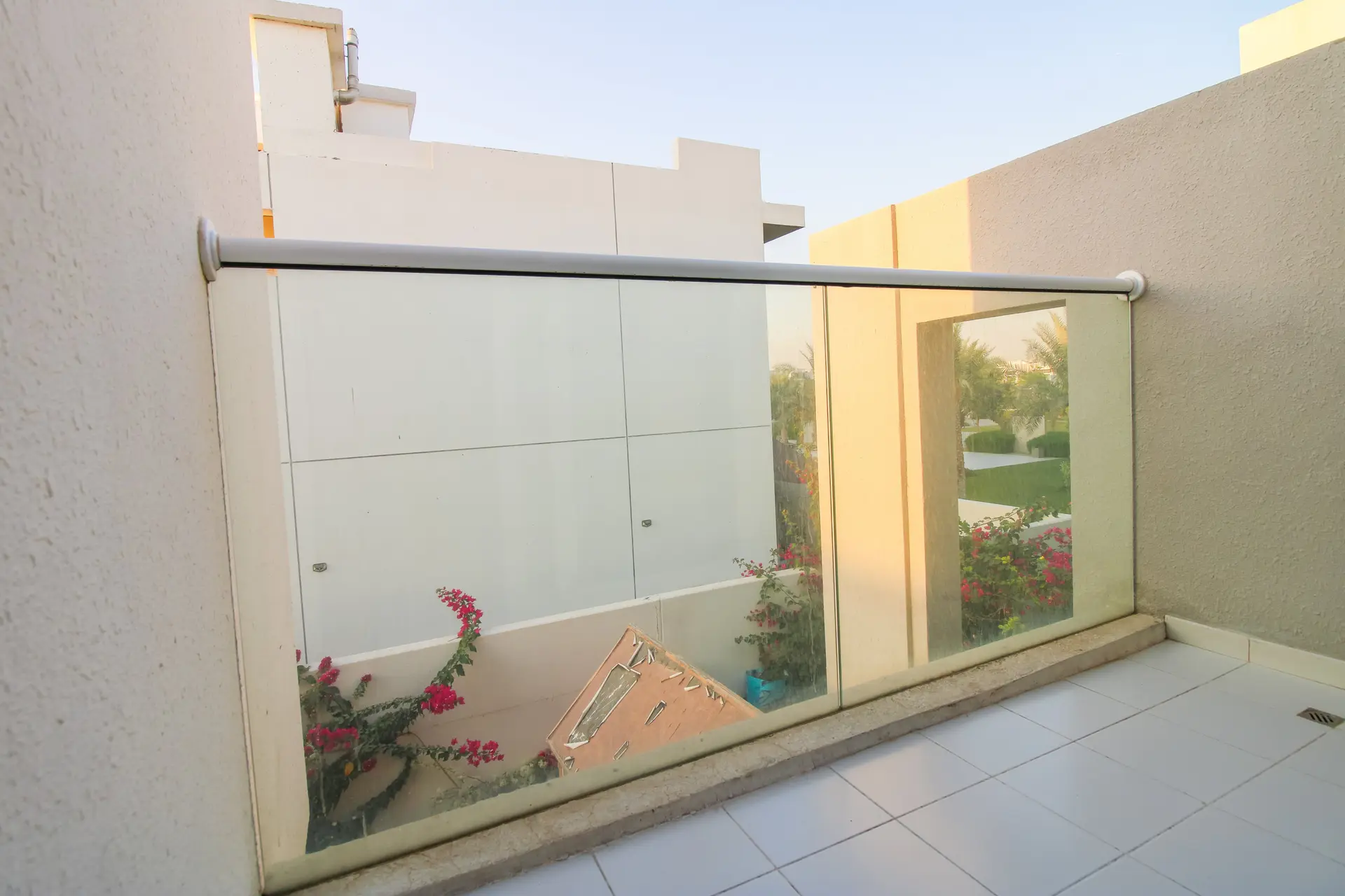 80167-IMG_1556-min APPARTEMENT D'ANGLE | PROCHE DE LA PISCINE | LOUÉE – Pavillon Dubai (16/19)