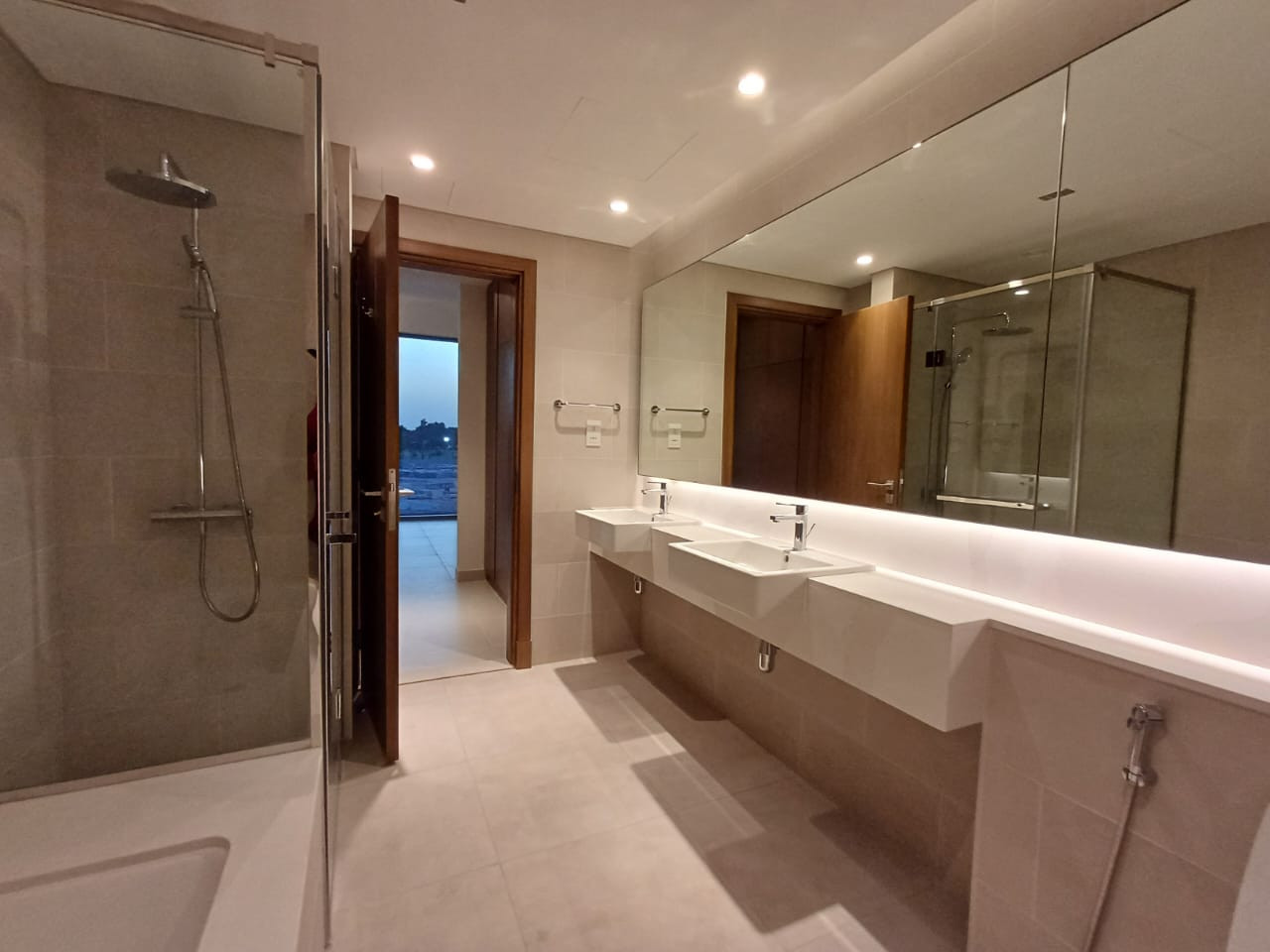 80271-CF-5-1-BR-2024-12-12-at-10.12.22-2