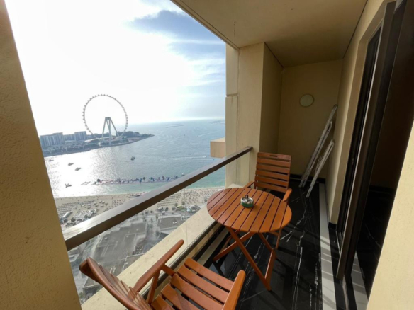 VACANT | 4 CHAMBRES | VUE MER COMPLÈTE | MEUBLÉ LUXUEUX Appartement Dubai 18 - Dubai Immobilier 82299 WhatsApp Image 2025 01 09 at 11.41.06 - Immobilier Dubai