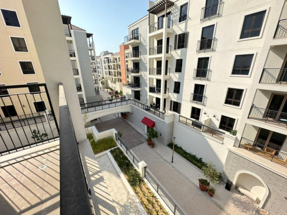 APPARTEMENT LUXUEUX DE 2 CHAMBRES DISPONIBLE DANS LE BÂTIMENT LA RIVE 2 Appartement Dubai 5 - Dubai Immobilier 82463 WhatsApp Image 2024 12 31 at 15.40.57 - Immobilier Dubai