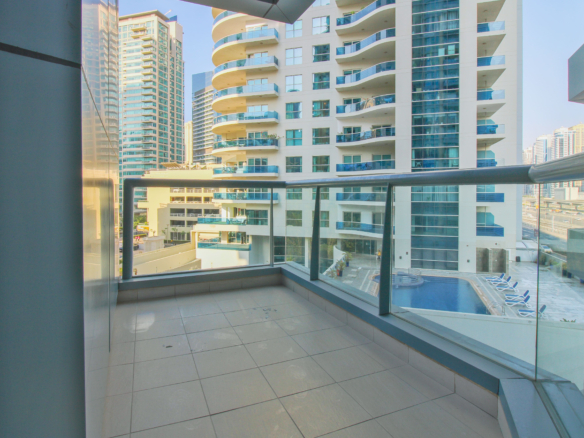 PROCHE DU MÉTRO | AUCUN FRAIS DE CLIMATISATION | NON MEUBLÉ Appartement Dubai 5 - Dubai Immobilier 82558 IMG 9735 min - Immobilier Dubai