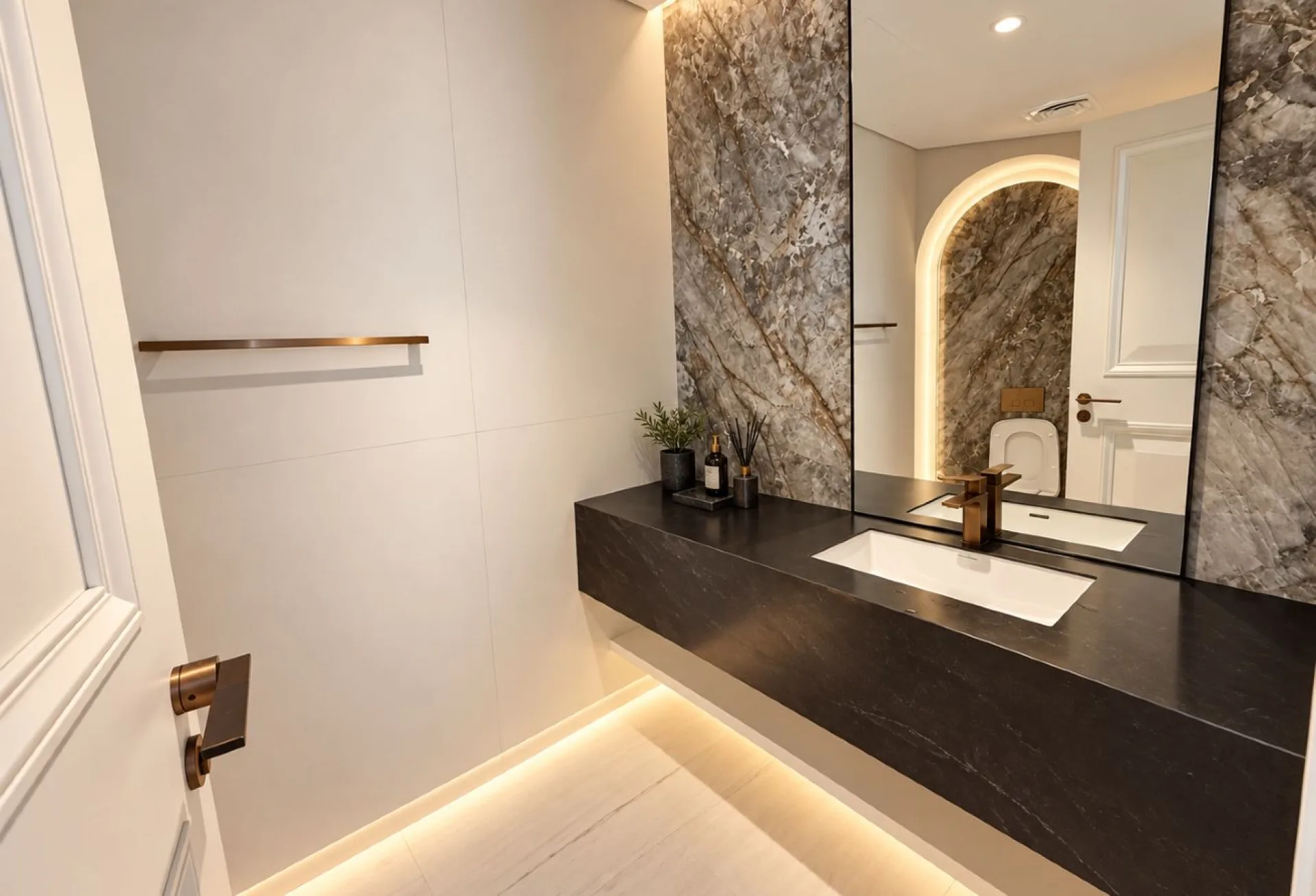 PENTHOUSE RARE DANS UNE TOUR LUXUEUSE NEUVE À BUSINESS BAY | 4 426,44 PI² – Appartement Dubai (11/24)